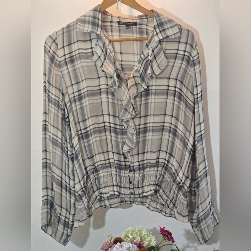 Jones New York Gray Plaid Ruffle Blouse